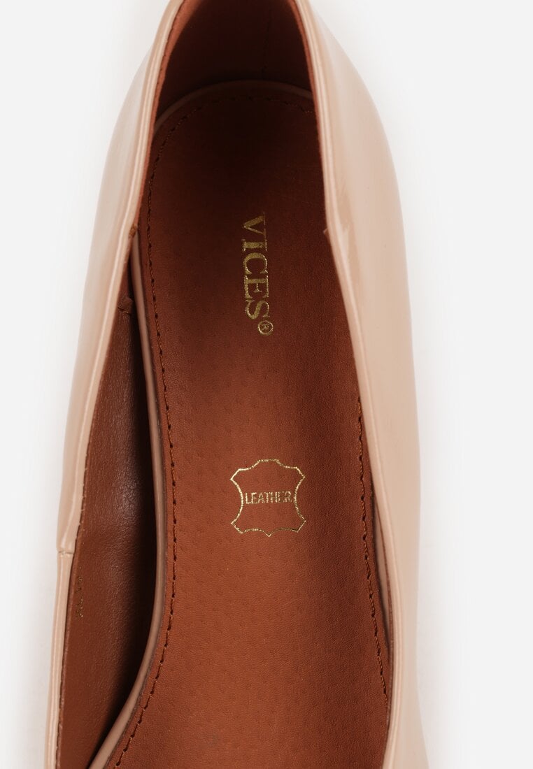 Beżowe Szpilki Vices z Lakierowanym Połyskiem i Skórzaną Wkładką Irdlie