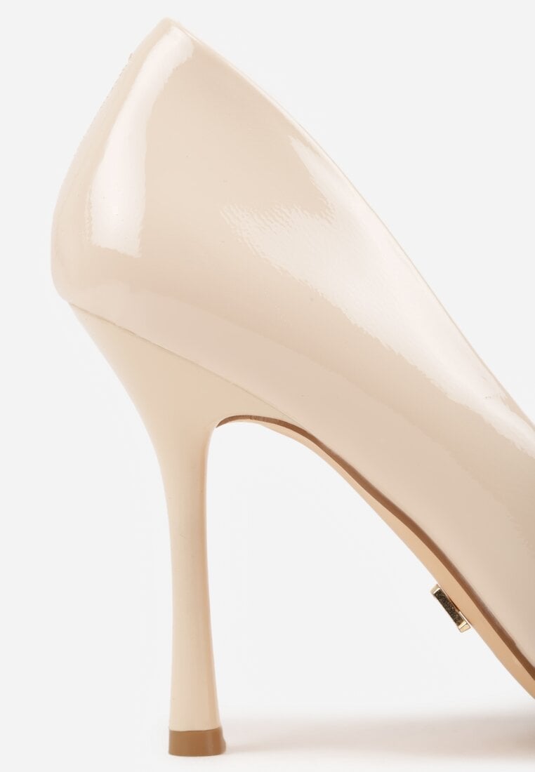 Jasnobeżowe Szpilki Vices z Lakierowanym Połyskiem i Skórzaną Wkładką Irdlie