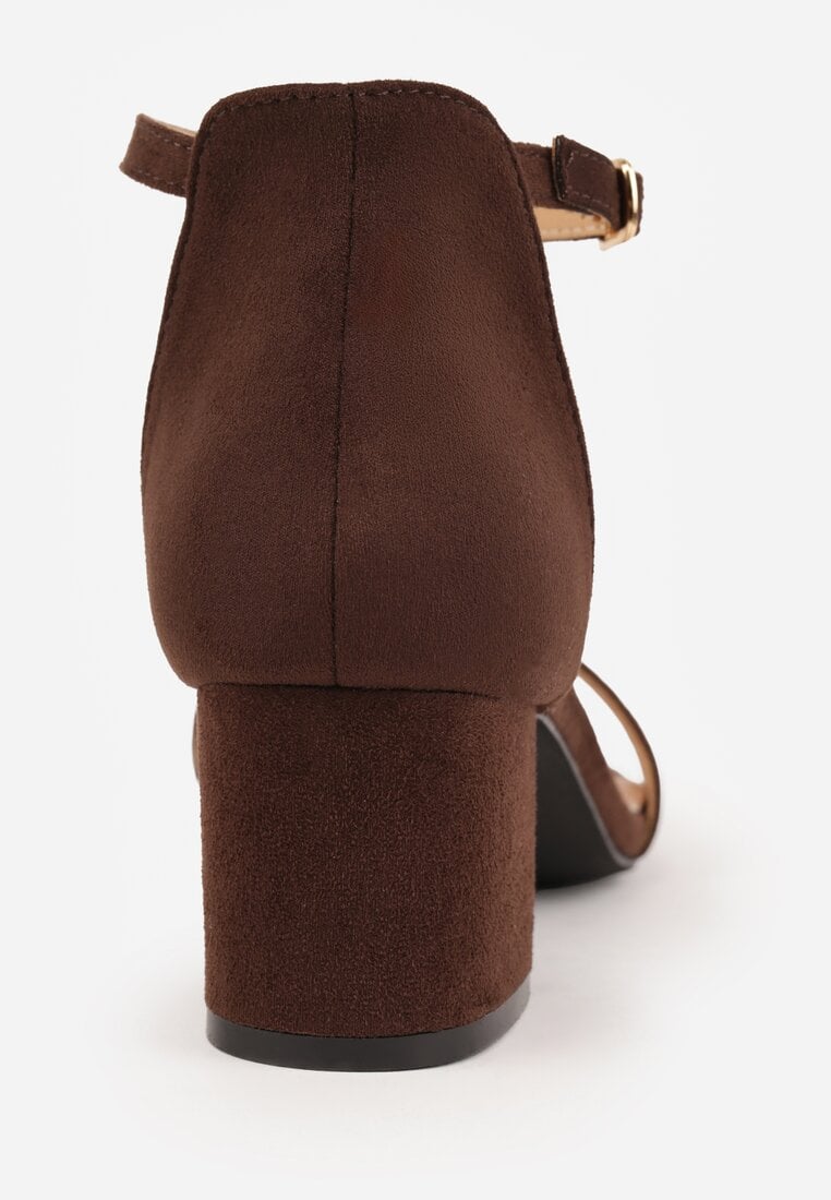 Ciemnobrązowe Basicowe Sandały na Słupku Vices z Paskiem Wokół Kostki Varhira