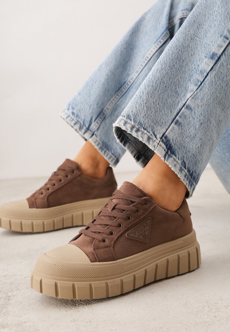 Jasnobrązowe Sneakersy Vices na Platformie z Ozdobą i Napisem Leawen