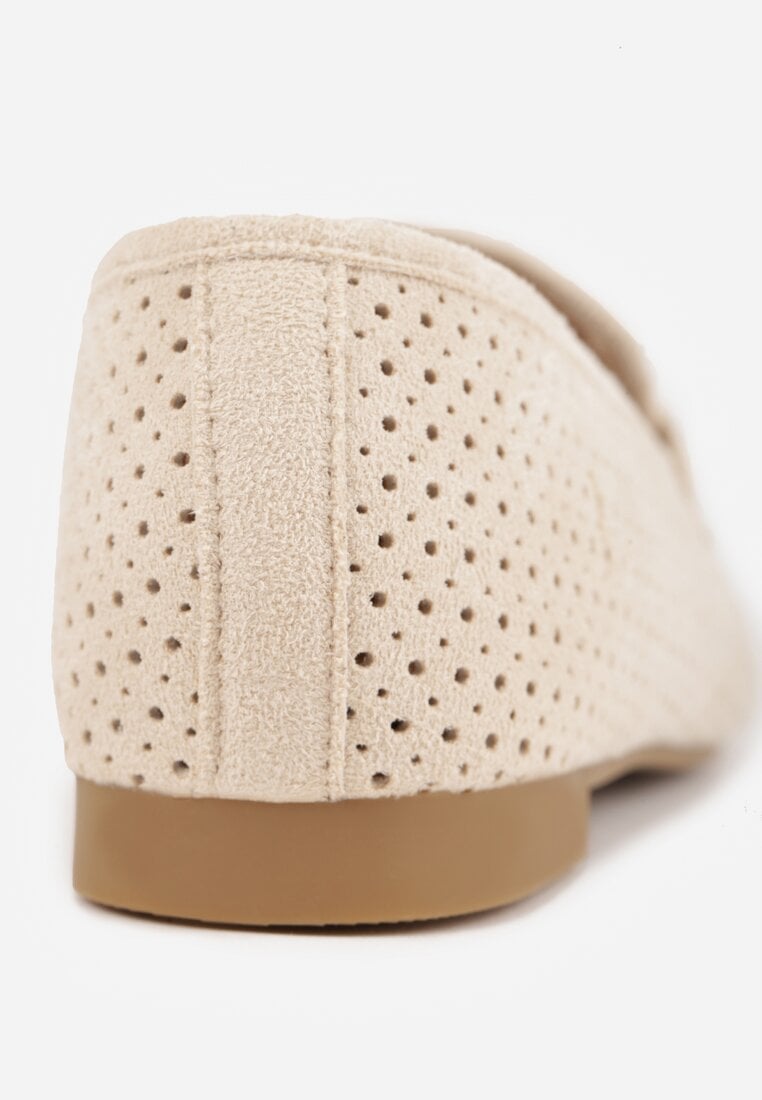 Beżowe Mokasyny VICES z Ażurową Cholewką i Frędzlami Hyrilea
