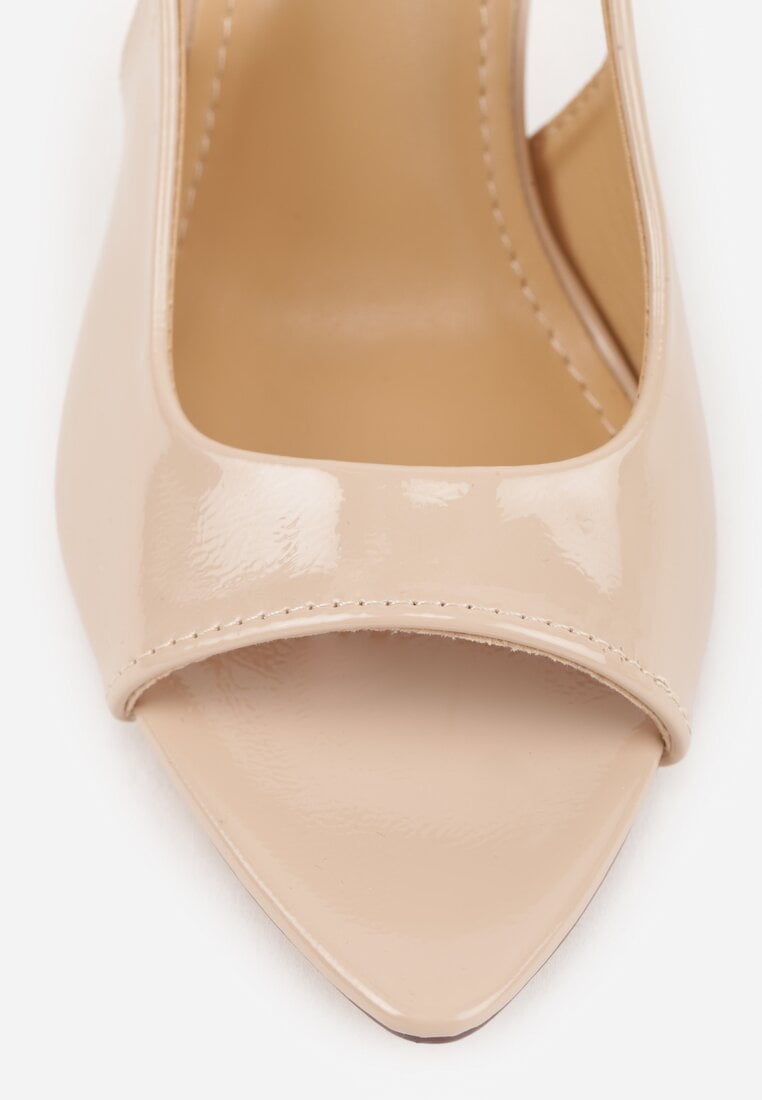 Ciemnobeżowe Sandały VICES na Szpilce z Lakierowanym Wykończeniem Nesamenis