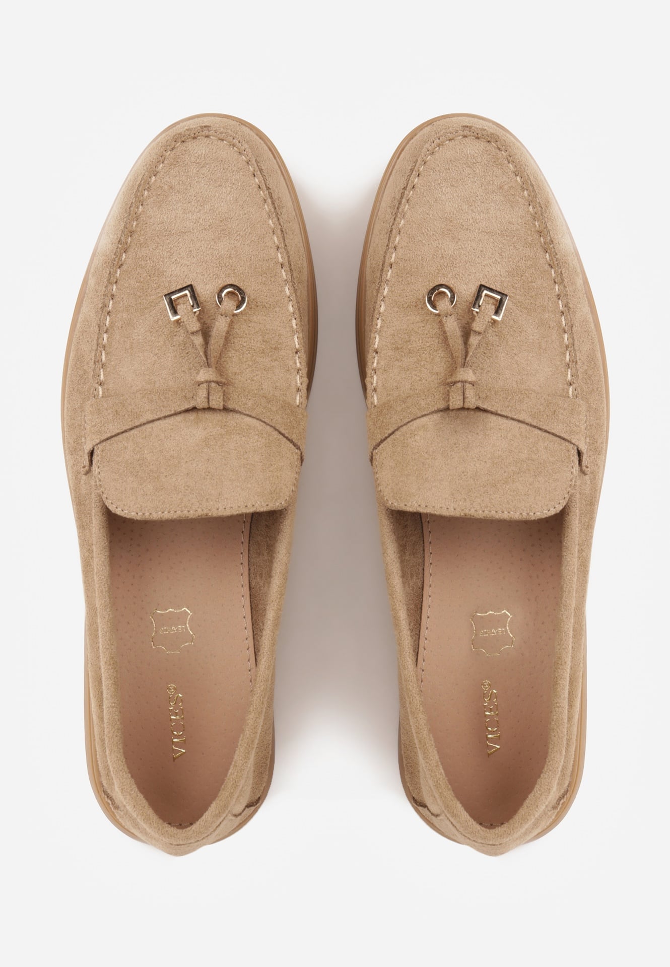 Ciemnobeżowe Mokasyny VICES Casualowe ze Skórzaną Wkładką i Metalowymi Ozdobami Dinsmore