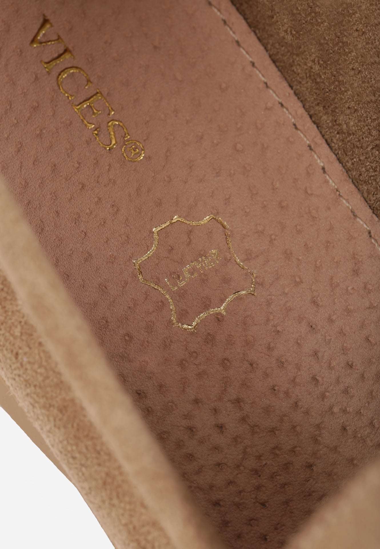 Ciemnobeżowe Mokasyny VICES Casualowe ze Skórzaną Wkładką i Metalowymi Ozdobami Dinsmore