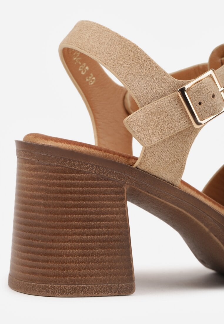 Ciemnobeżowe Sandały VICES na Słupku i Platformie z Geometrycznymi Paskami Undilis