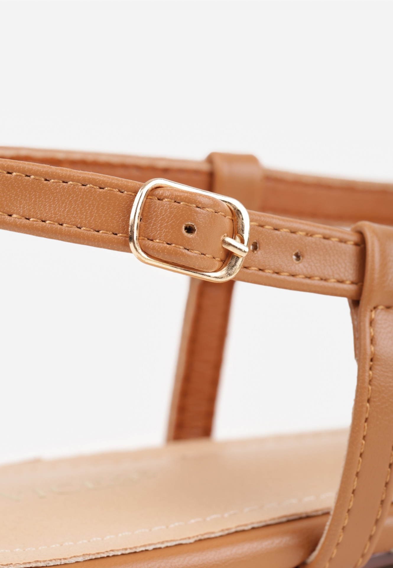 Brązowe Sandały Peep Toe VICES na Płaskiej Podeszwie z Cienkimi Paseczkami Nadalila