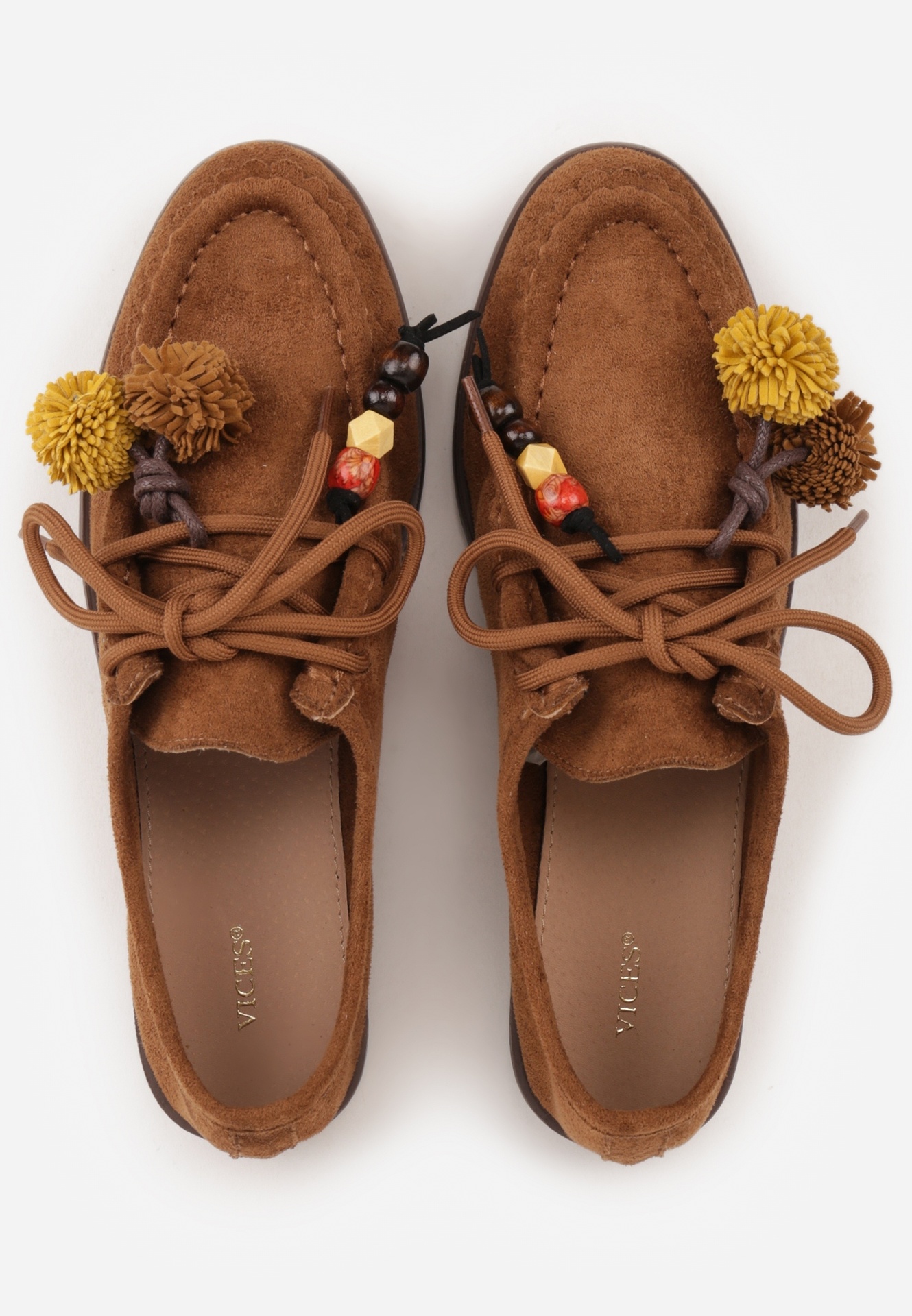 Brązowe Mokasyny VICES ze Skórzaną Wkładką i Pomponami Loraerin