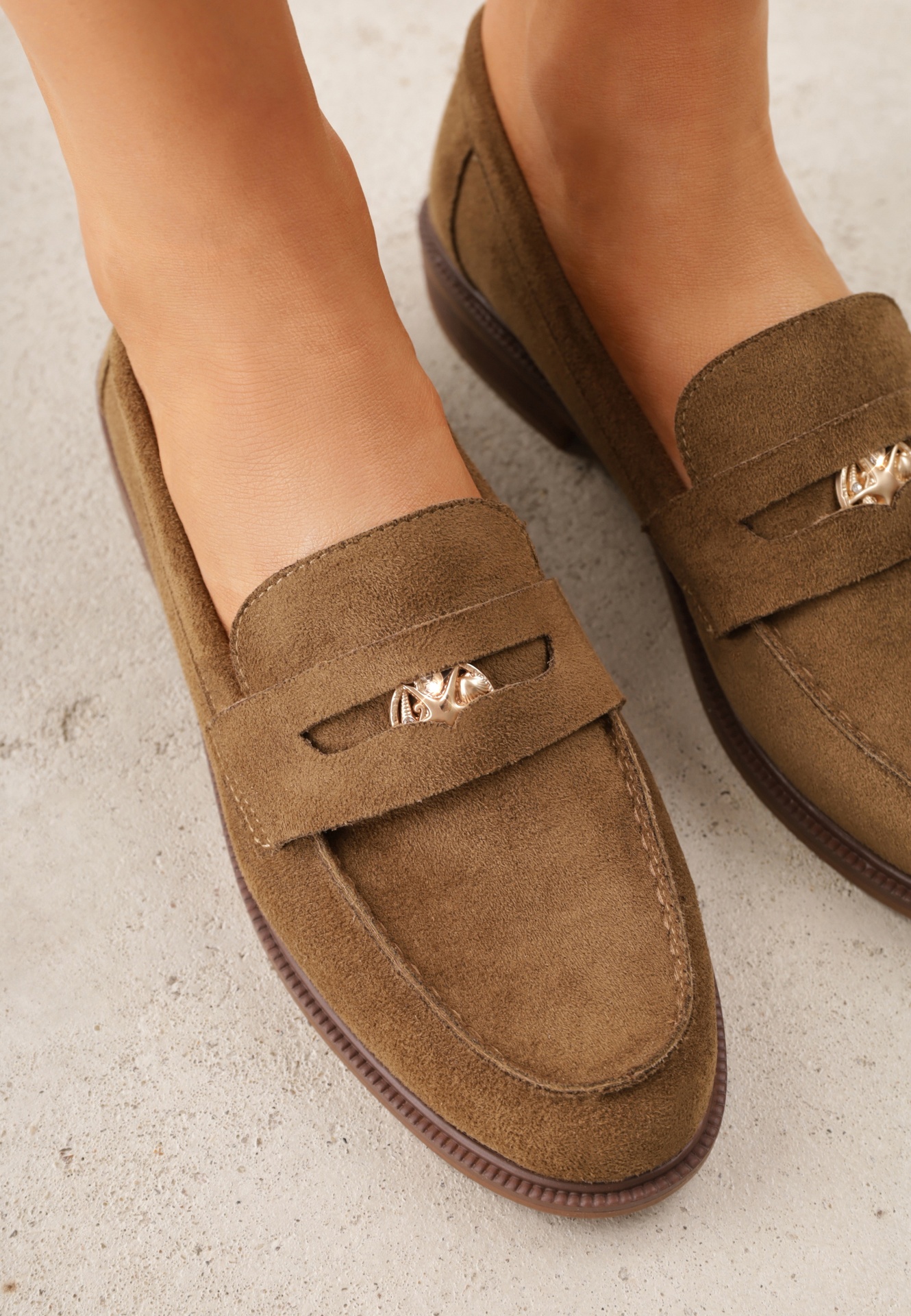 Zielone Mokasyny VICES ze Skórzaną Wkładką i Metaliczną Ozdobą Sereisana