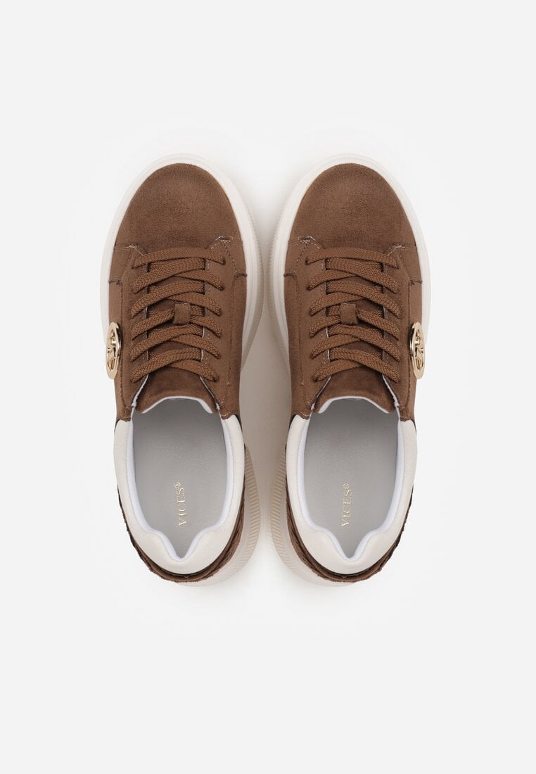 Jasnobrązowe Sneakersy Vices na Platformie Ozdobione Metaliczną Aplikacją Tatellia