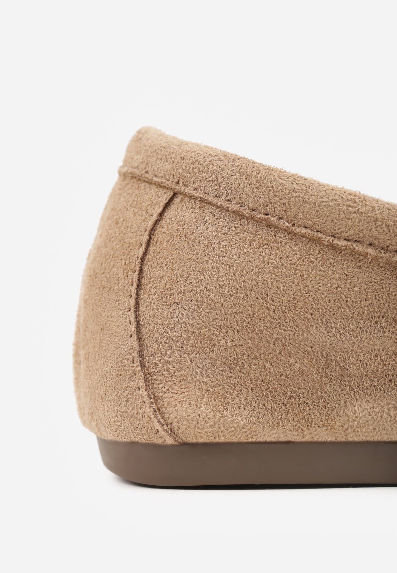 Beżowe Mokasyny VICES z Wkładką ze Skóry Naturalnej i Metalicznym Elementem Alcimene