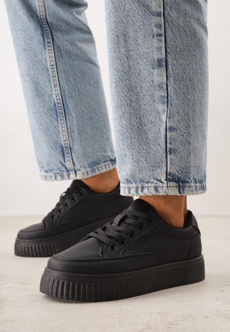 Czarne Sneakersy na Tłoczonej Platformie Zeaninia