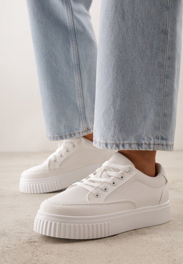 Białe Chunky Sneakersy na Tłoczonej Platformie Trianne