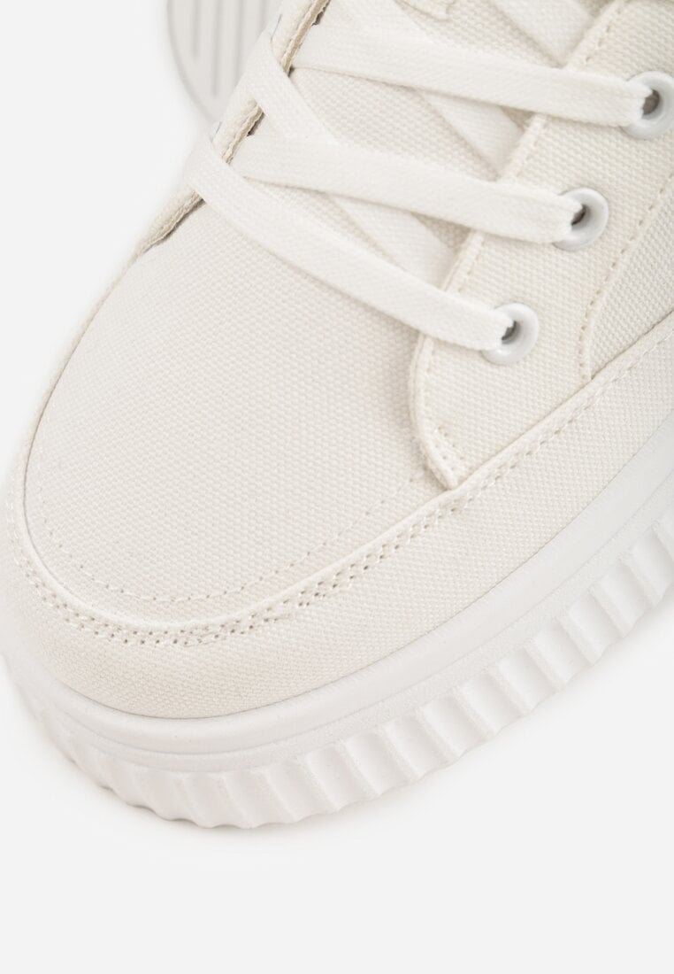 Białe Chunky Sneakersy na Tłoczonej Platformie Trianne