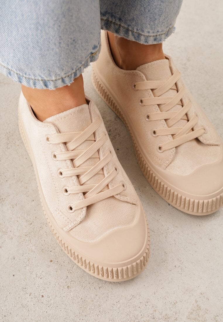 Beżowe Trampki z Imitacji Zamszu na Żłobionej Podeszwie Nivenatia