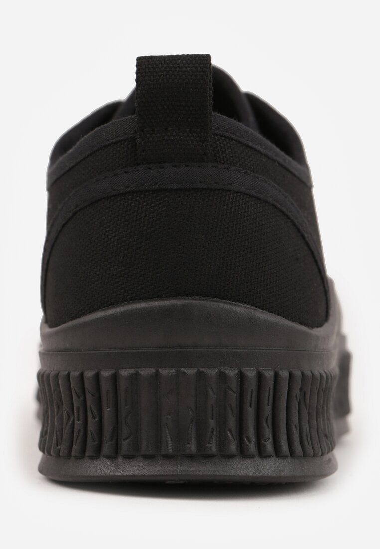 Czarne Klasyczne Trampki na Żłobionej Podeszwie Levanatia