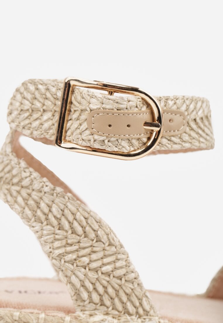 Jasnobeżowe Sandały z Plecionki w Stylu Boho VICES z Paskami w Kształcie X Nahmala