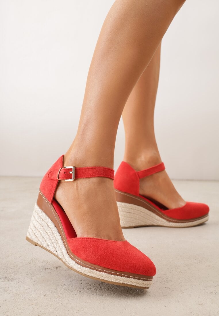 Czerwone Sandały VICESna Plecionym Koturnie Laraifa