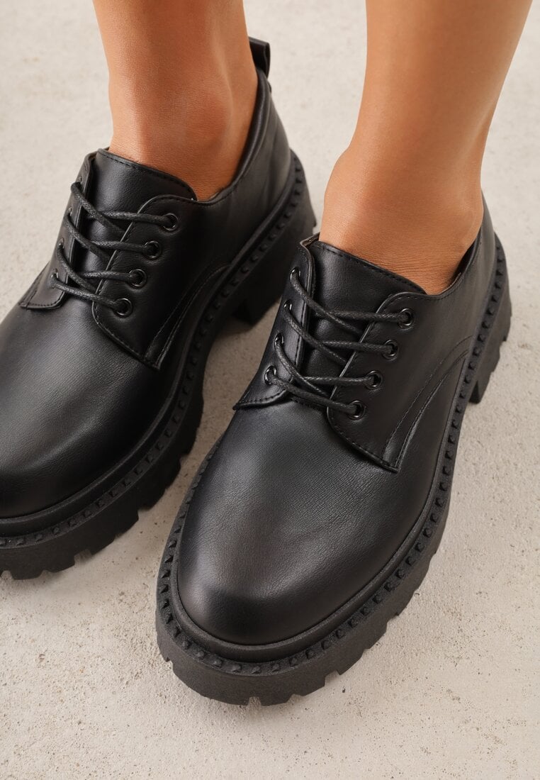 Czarne Eleganckie Półbuty Oksfordki VICES ze Sznurowaniem i Platformą Anatala