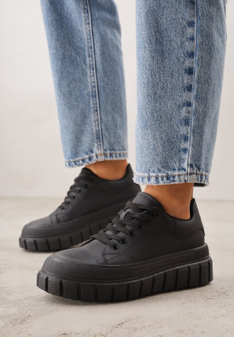 Czarne Sneakersy VICES na Platformie w Stylu Chunky z Perforacją Hypsyllis