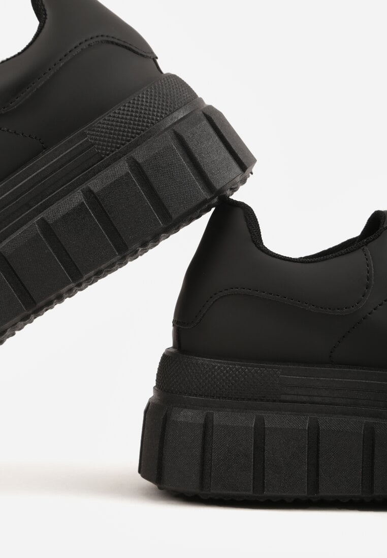 Czarne Sneakersy VICES na Platformie w Stylu Chunky z Perforacją Hypsyllis