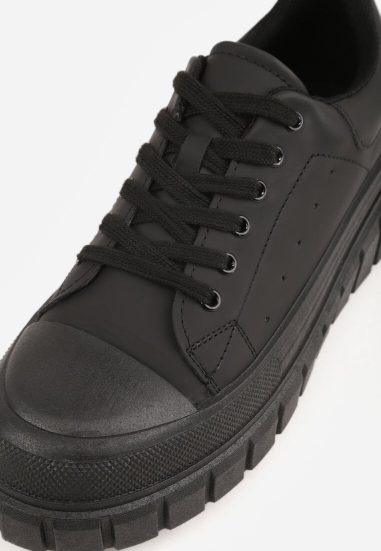 Czarne Sneakersy VICES na Platformie w Stylu Chunky z Perforacją Hypsyllis
