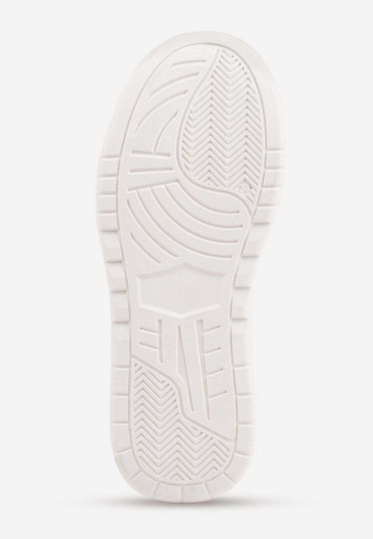 Białe Sneakersy VICES na Grubej Podeszwie Zdobione Perforacją przy Nosku Riosina