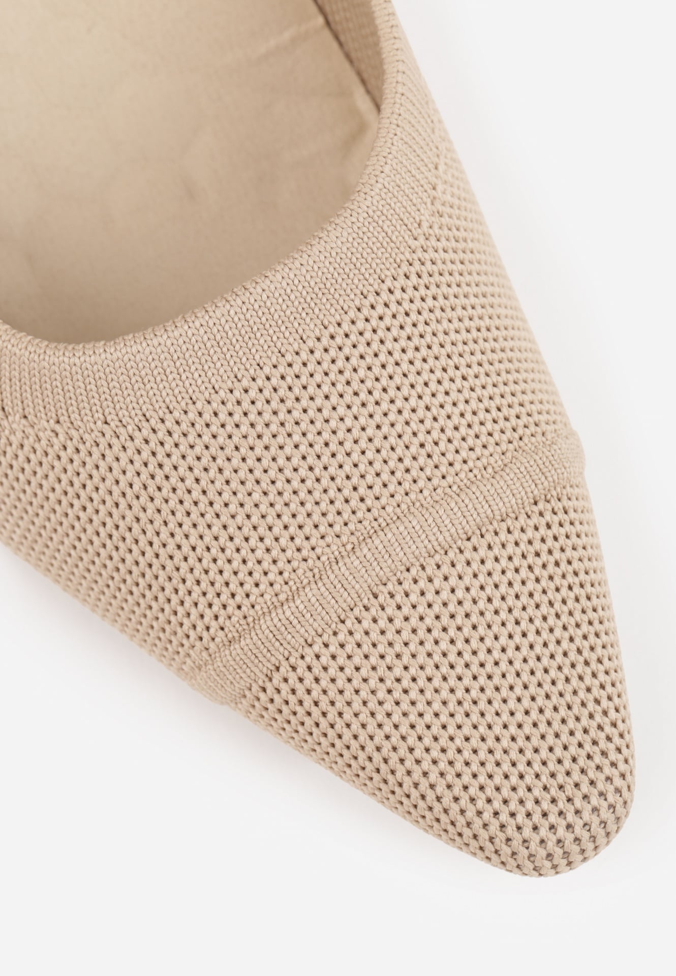 Ciemnobeżowe Strukturalne Czółenka VICES na Słupkowym Obcasie Abathise