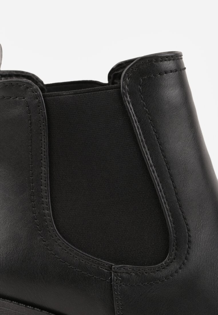 Czarne Botki VICES o Fasonie Sztybletów na Słupku Cezeire