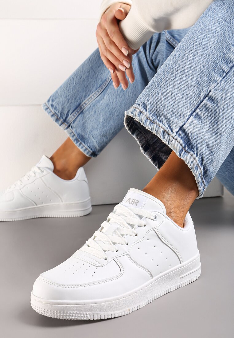 Adidași Albi Coreadenah