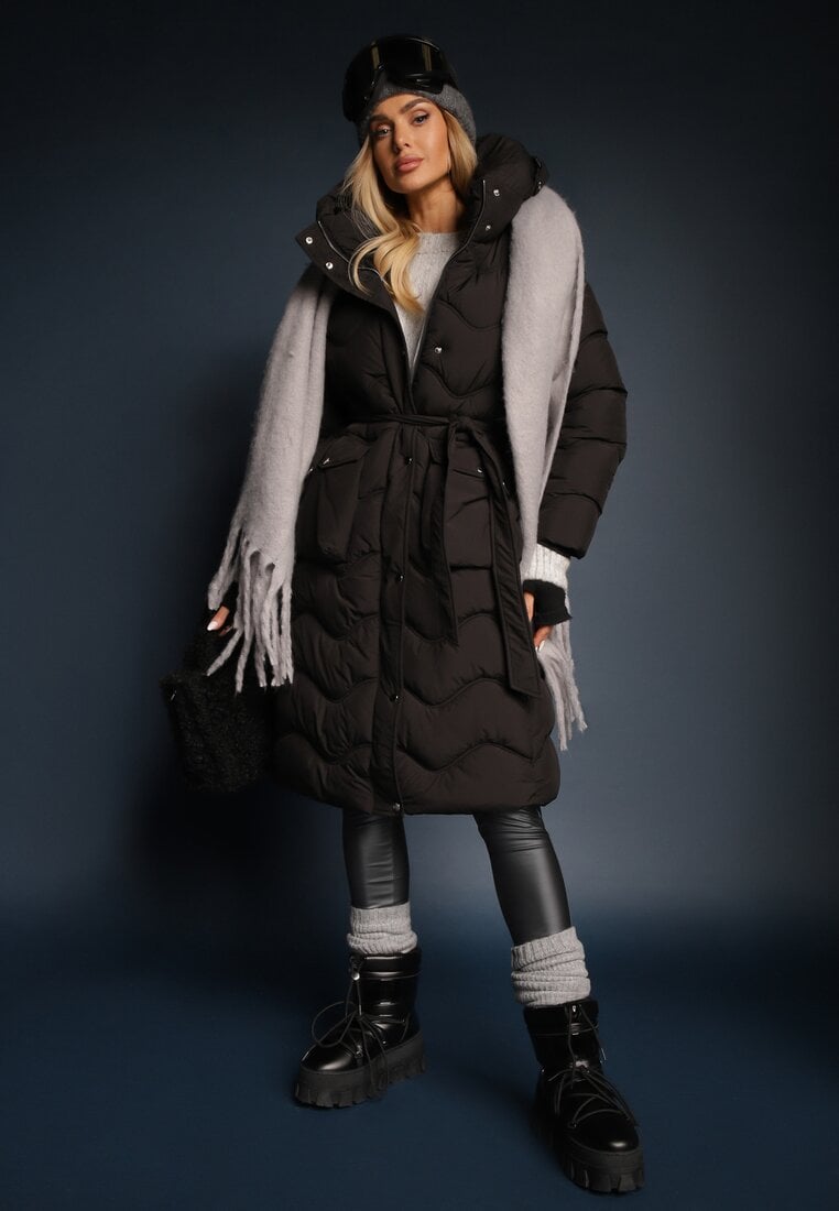 Jachetă Neagră Matlasată cu Curea Begetir