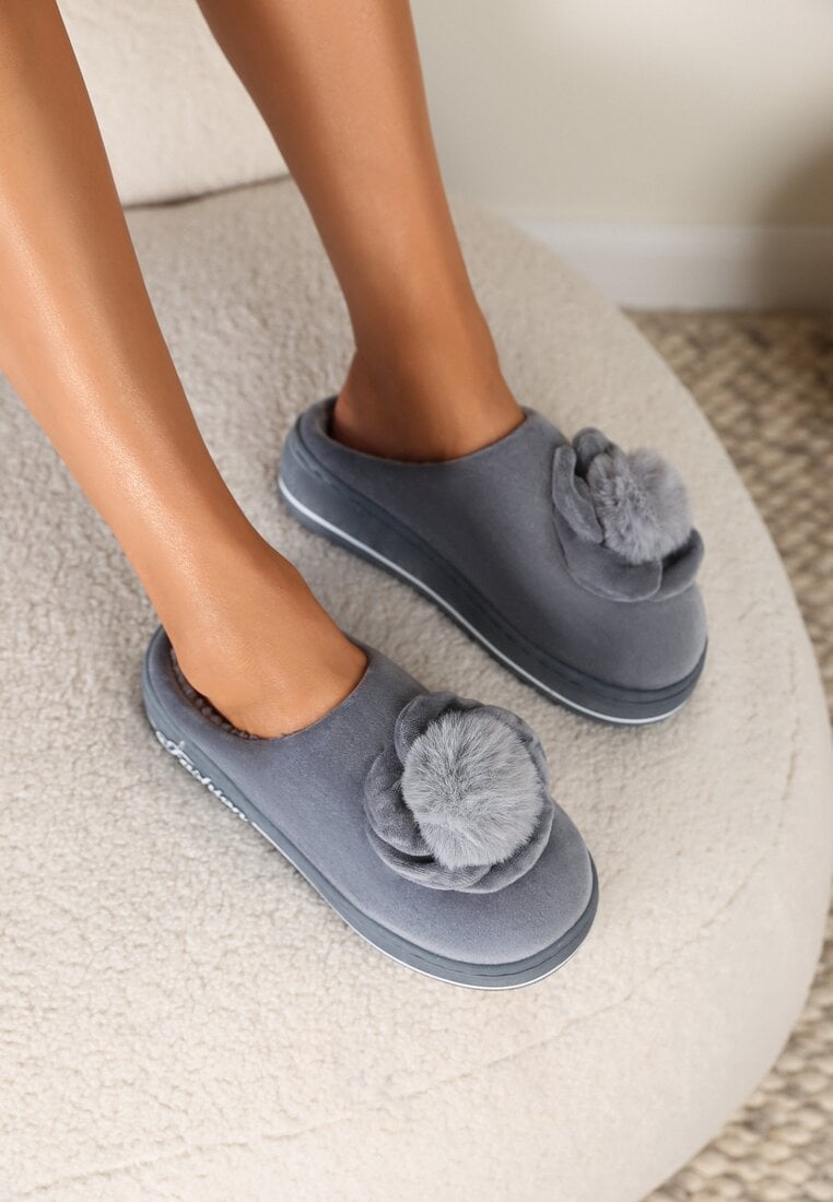 Papuci Gri cu Platformă cu Pompon Toro