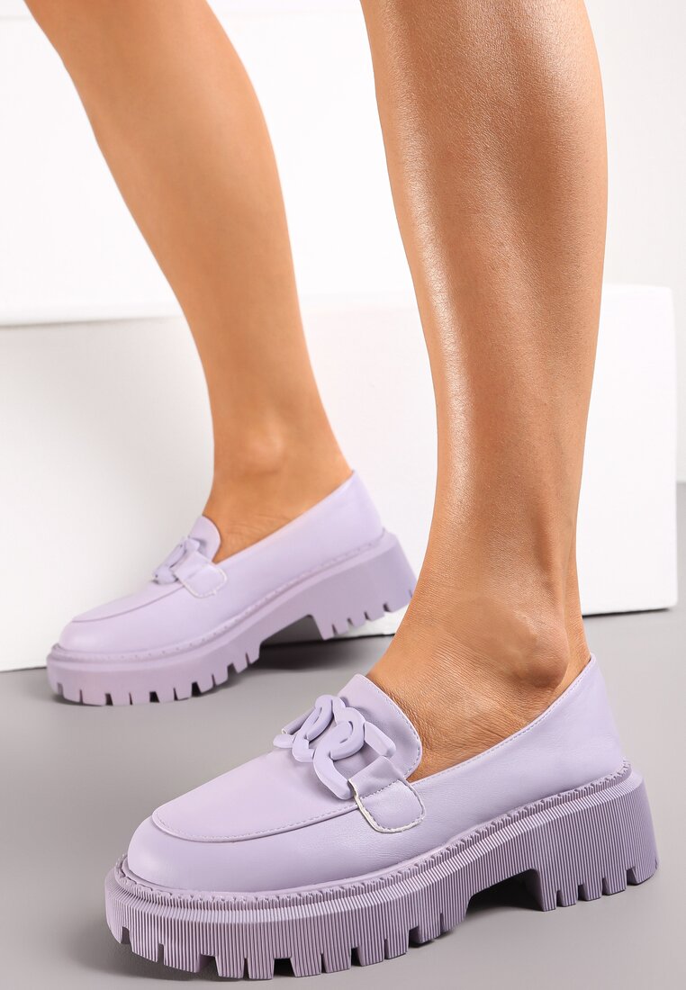 Mocasini Mov Decorați cu Lanț Tholes