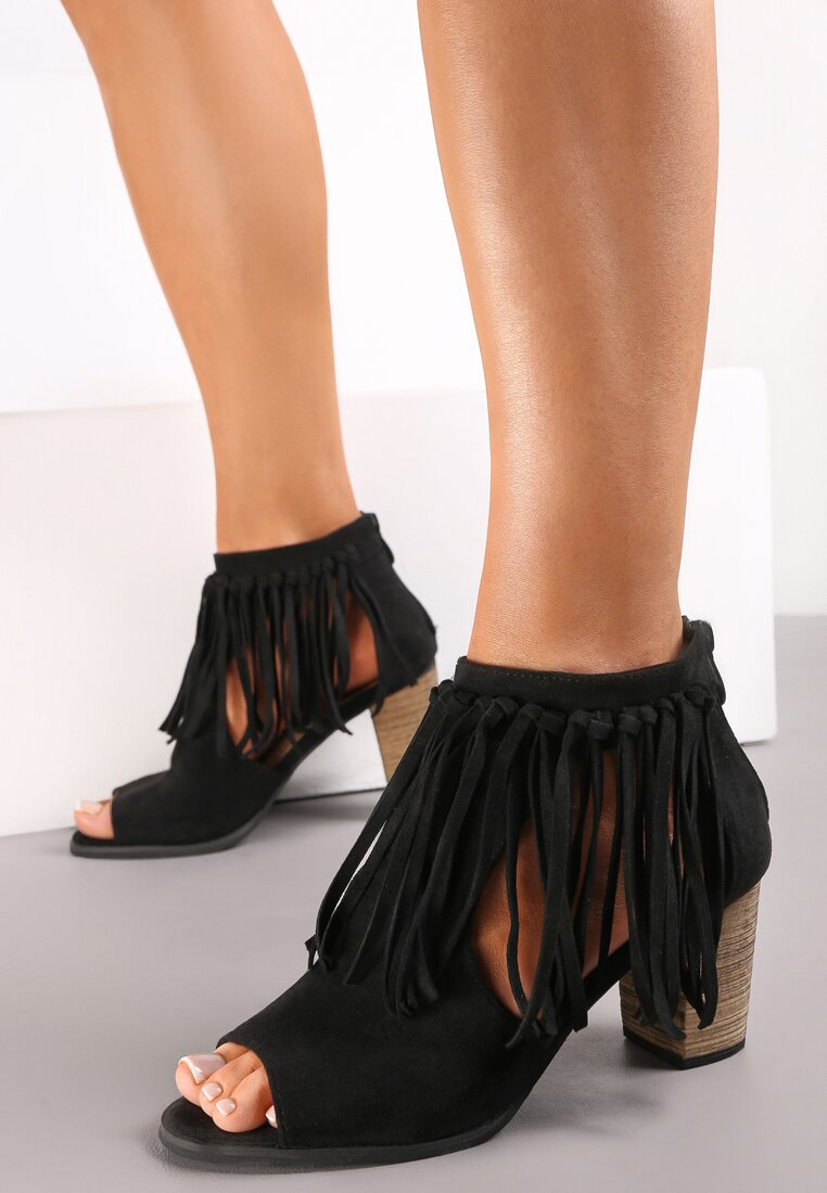 Botine Negre cu toc gros, cu franjuri și decupaje Vadyth