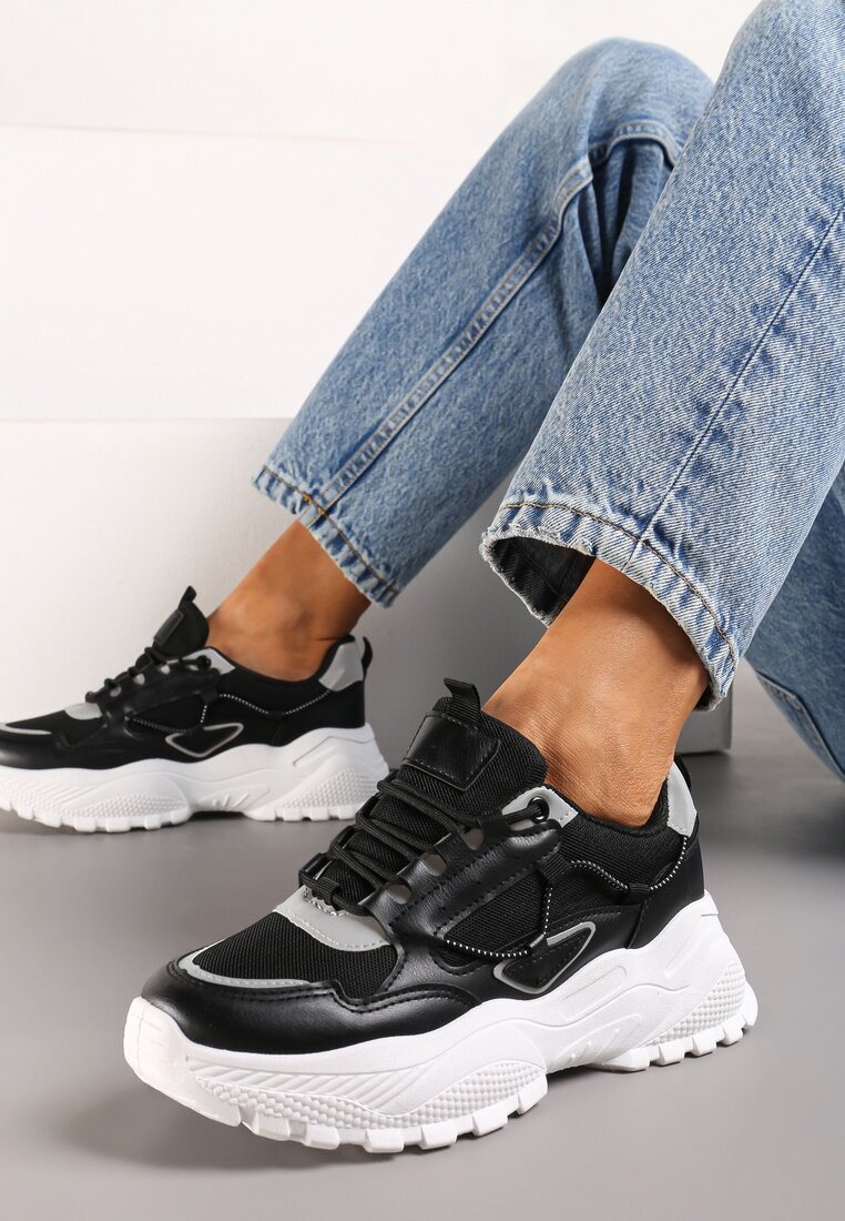 Sneakers Negri-Gri cu Talpă în Relief Decorate cu șnur în jurul Pellesti