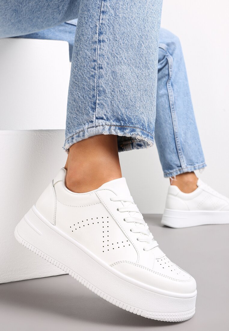 Adidași Albi cu Perforație pe Platformă Treresa