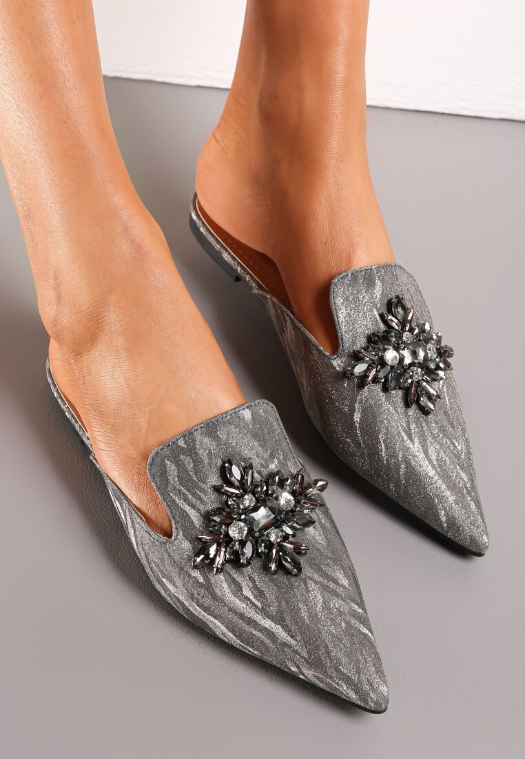Papuci Mule Gri Strălucitori cu Aplicație cu Cirkon Ailline