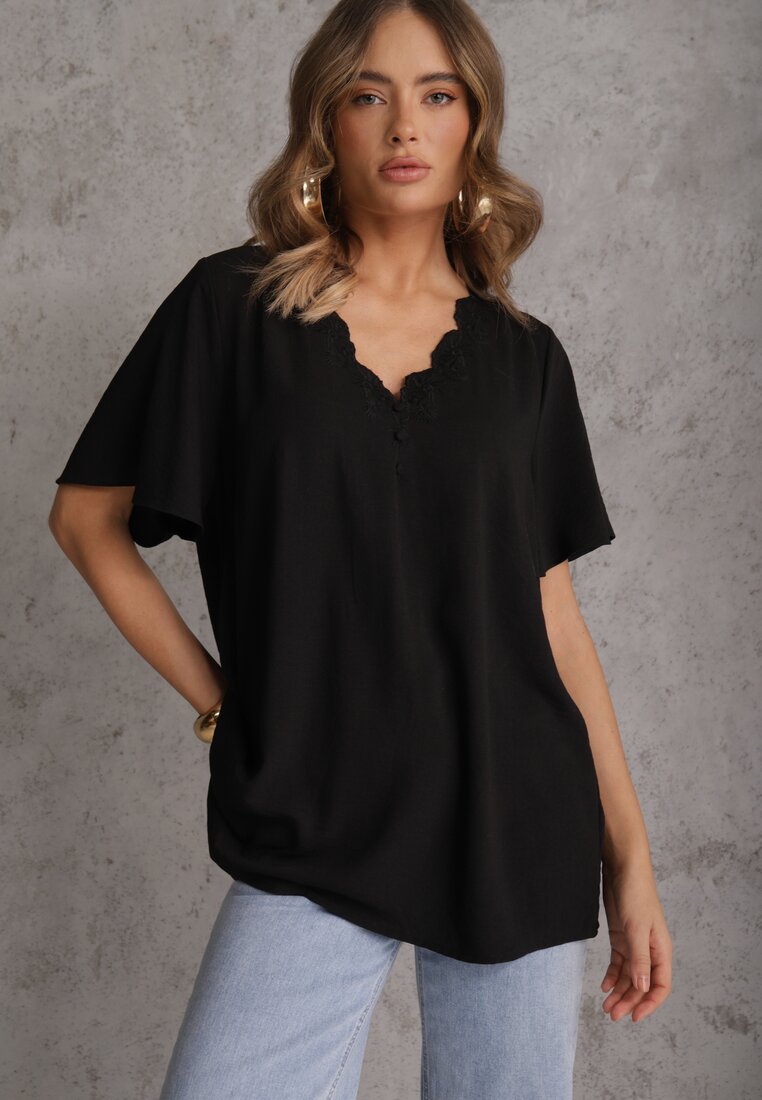 Bluză Neagră cu Decolteu Brodat și Mâneci Scurte Junelia