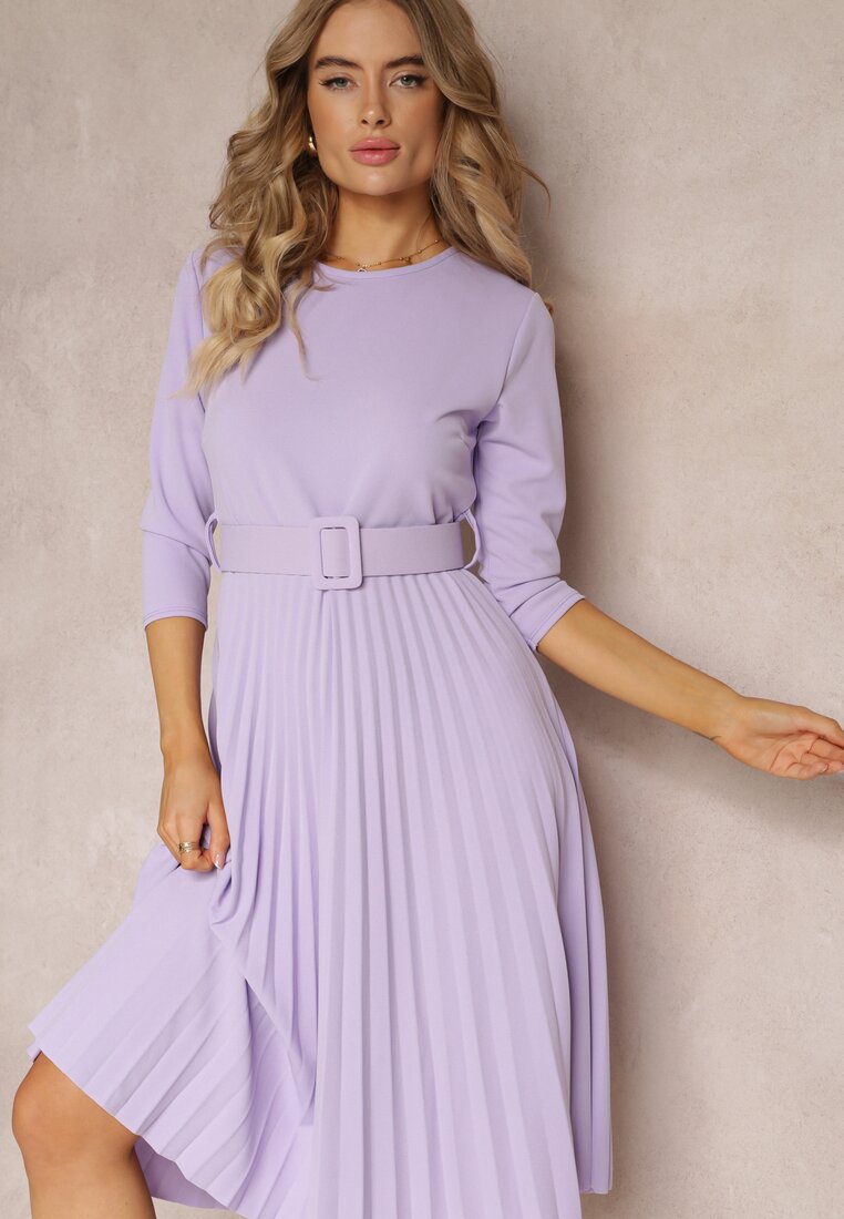 Rochie Violetă Plisată cu Curea Gonge