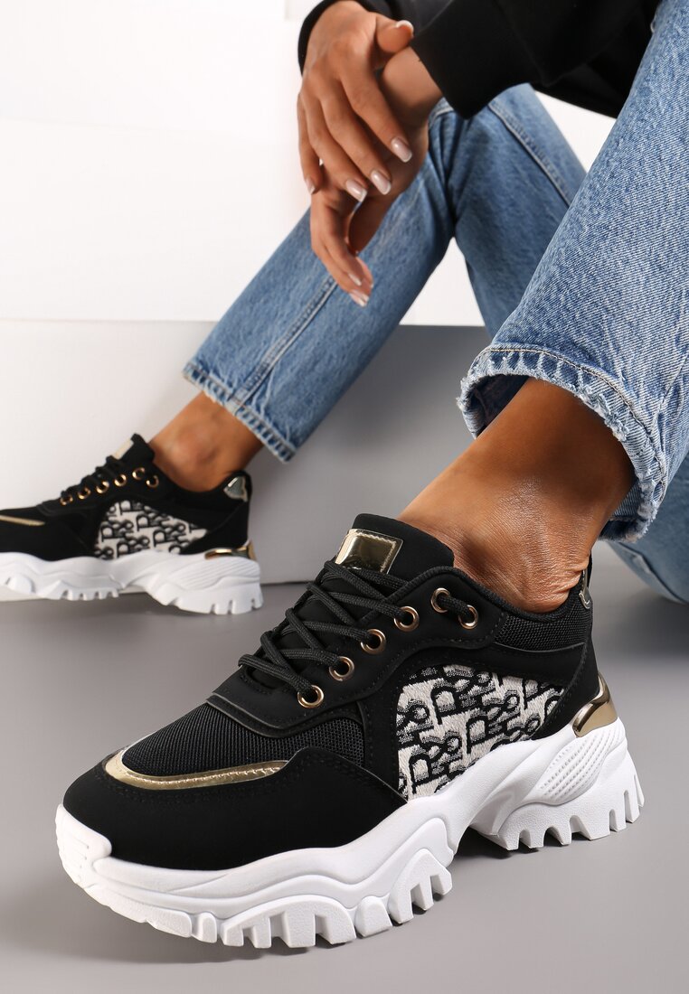 Adidași Negri cu talpă groasă și inserție metalică Austyna