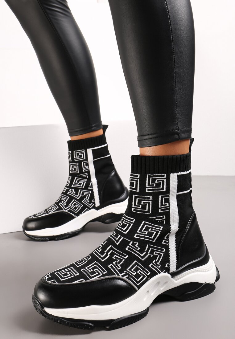 Adidași Tip șosetă Negre cu talpă groasă și plată Parnelia