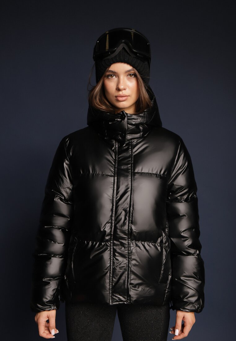 Jachetă Matlasată Neagră cu Glugă Natta