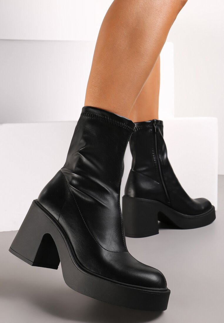 Botine Negre cu tijă mulată pe toc gros și platformă Russona