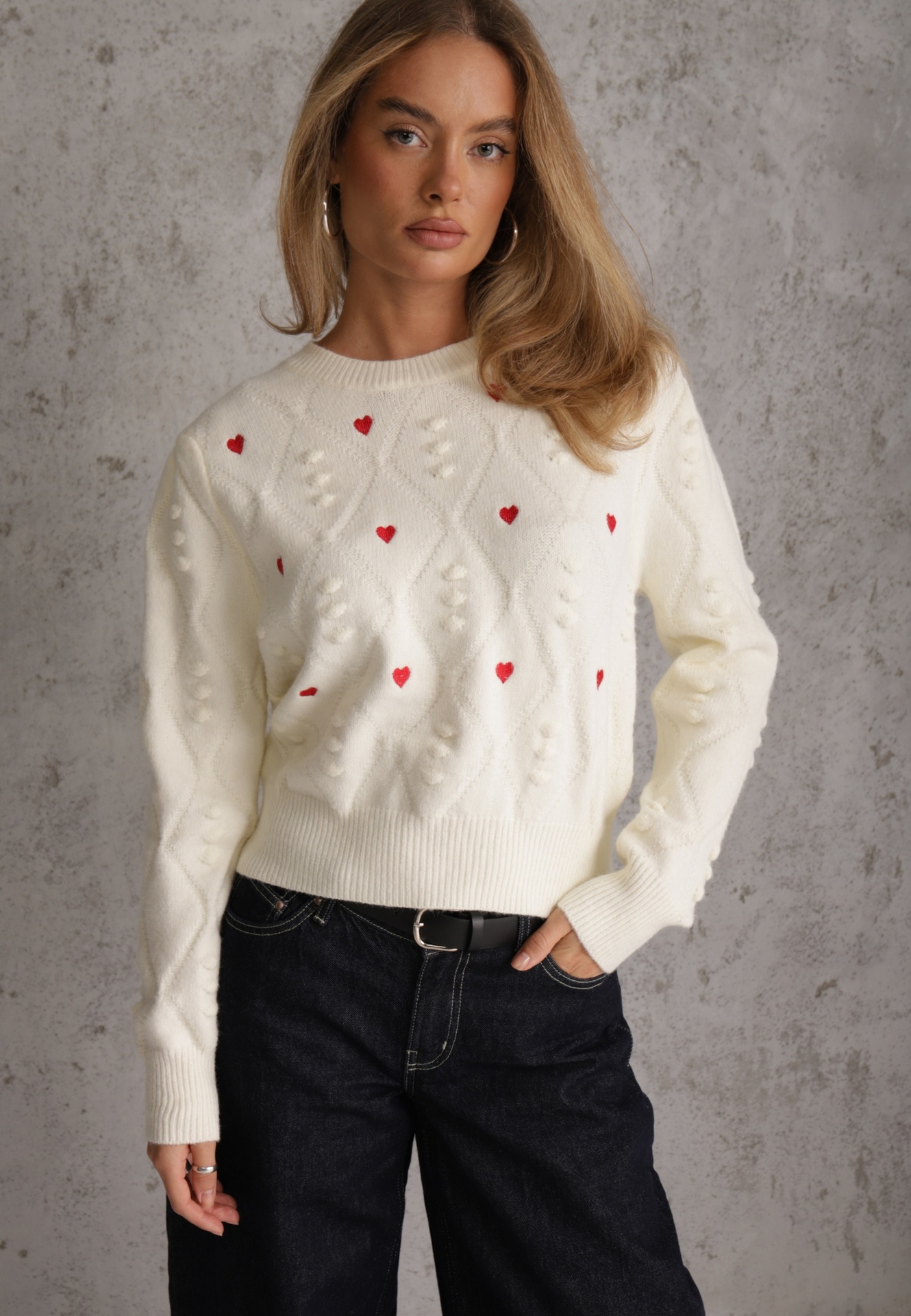 Pulover Clasic Bej cu Borduri și Broderii Decorative Reani