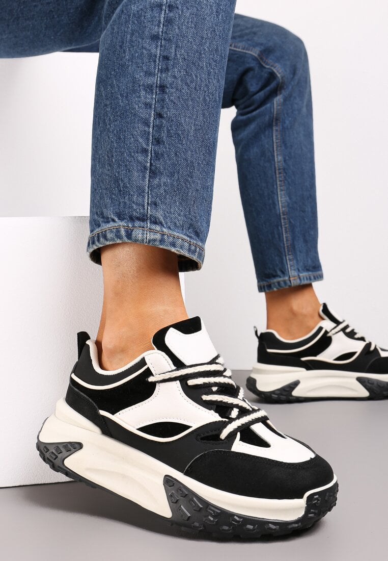 Adidași Negri cu Șireturi Împletite Georhita