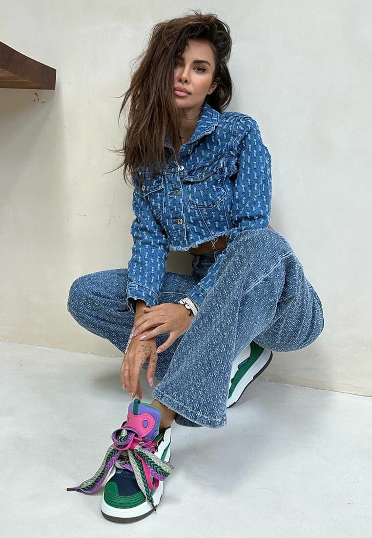 Adidași Verde cu Șireturi Decorative și Inserție pe Limbă Cristen