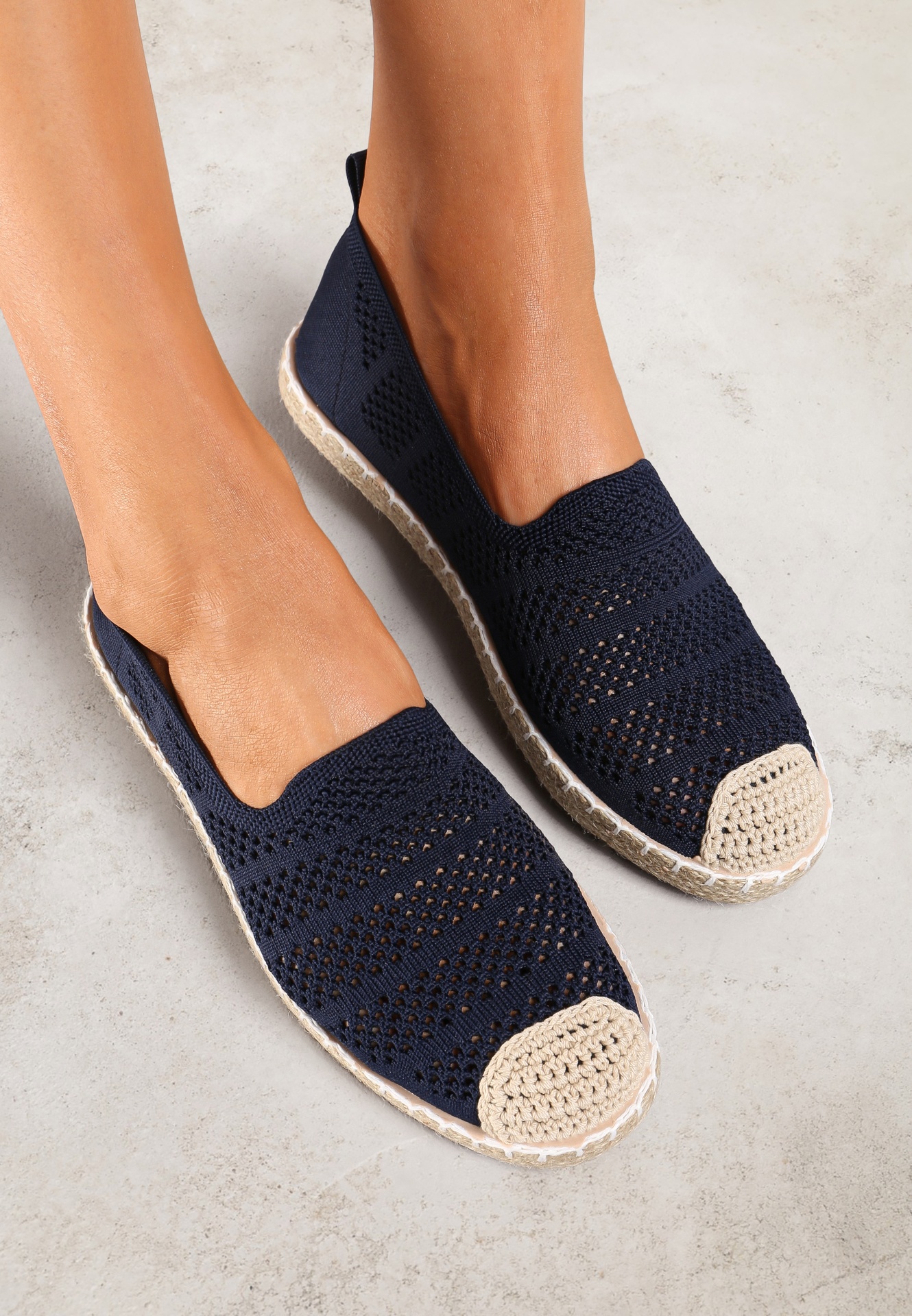 Espadrile Ajurate Bleumarin Decorate cu Împletitură pe Talpă și Vârf Tarniesa