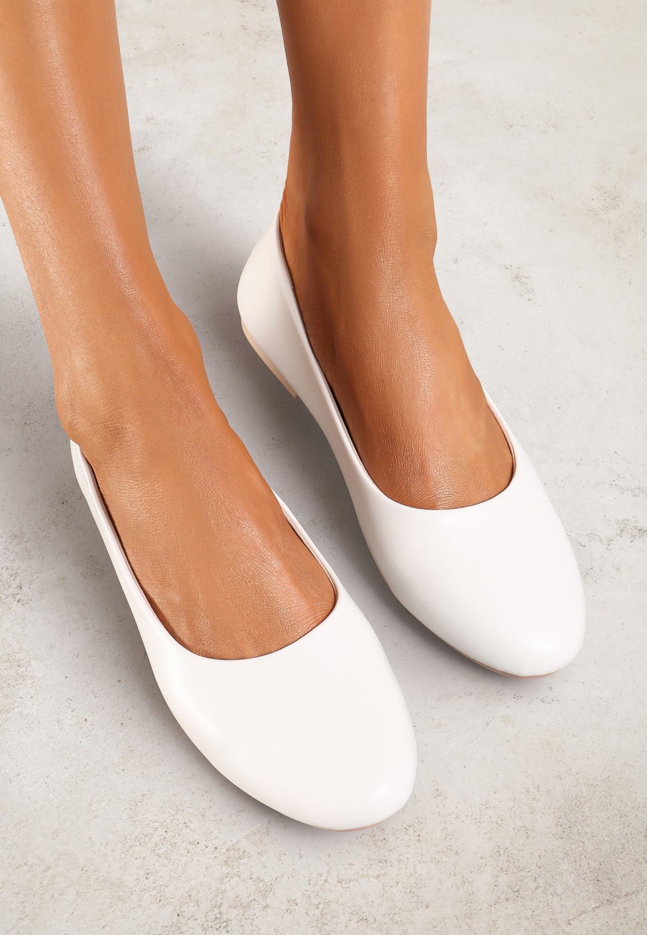 Balerine Albe Plate din imitație de piele Slip-on cu vârf rotund Jemenna