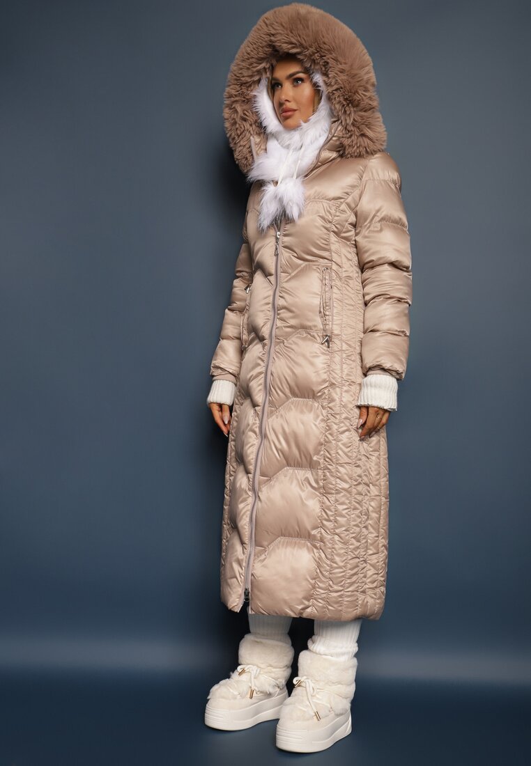 Geacă Palton Bej cu Matlasare Decorativă cu Glugă cu Blană și Încrețituri Larian