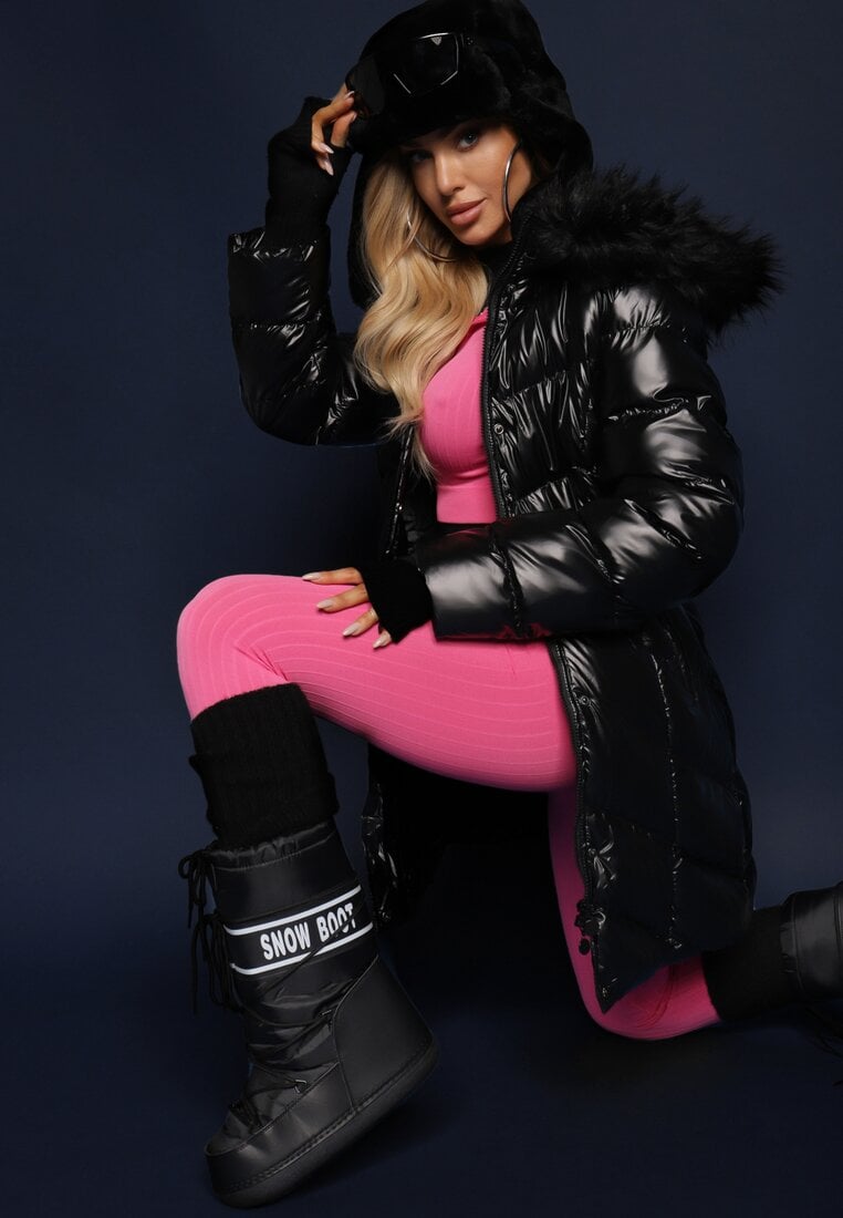 Geacă Neagră Matlasată cu Glugă Detașabilă și Blană Decorativă Ainoa