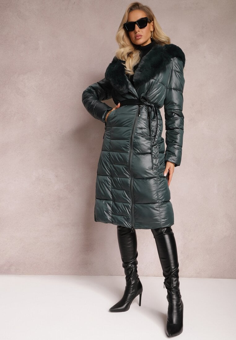 Palton matlasat verde închis sub genunchi cu cordon și blană Vivenda